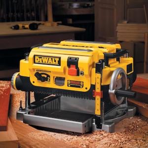 Power tools & accessories